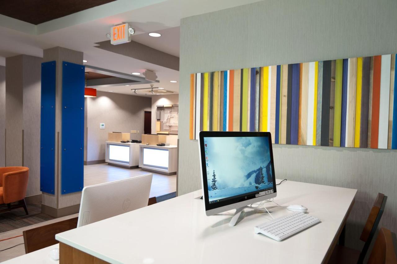 Holiday Inn Express Hotel & Suites Scott-Lafayette West By Ihg Екстериор снимка